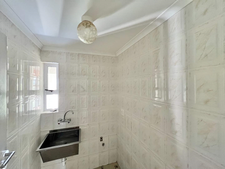 To Let 2 Bedroom Property for Rent in Johannesdal Western Cape